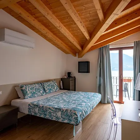 B&B Foresteria Di 메나지오