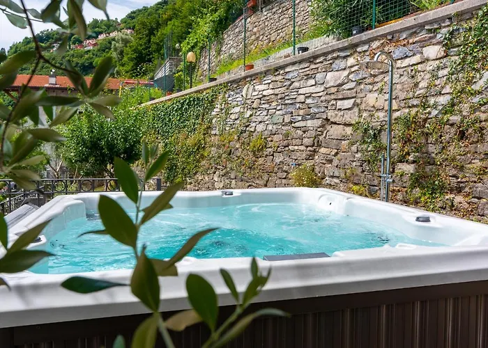 Foresteria Di Bed and Breakfast Μενάτζιο